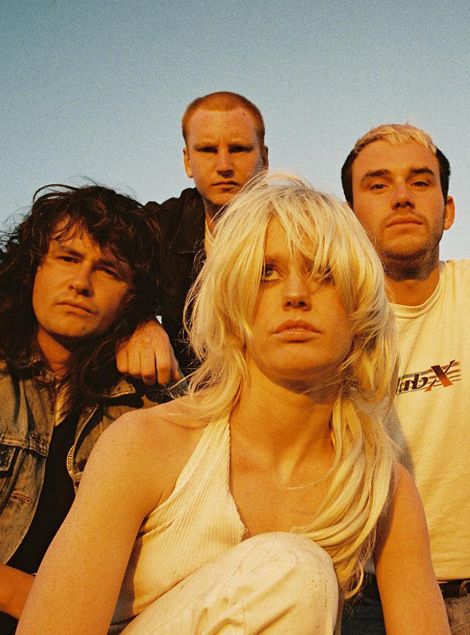 Amyl and the Sniffers