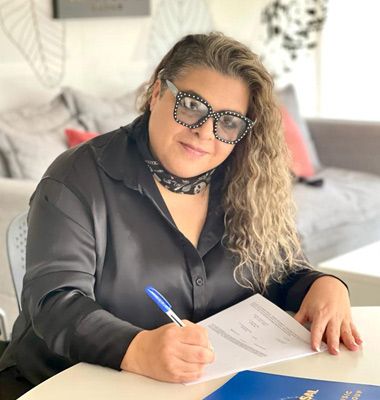Universal Music Publishing Group signs multi-Latin Grammy winner Mónica Vélez to exclusive, worldwide publishing agreement