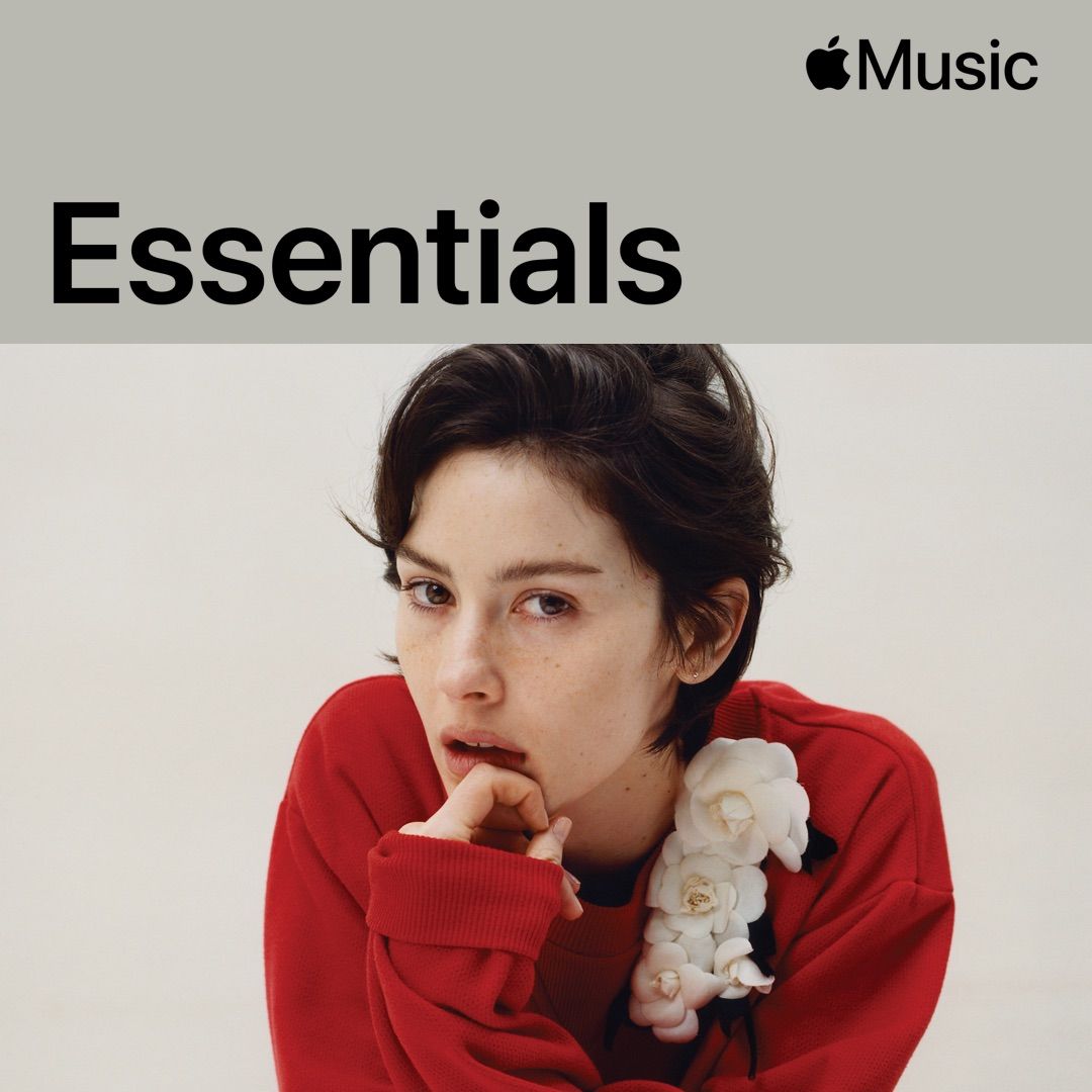Gracie Abrams Essentials