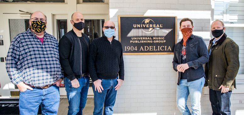 Multi-platinum recording artist Scotty McCreery signs with Universal Music Publishing Nashville