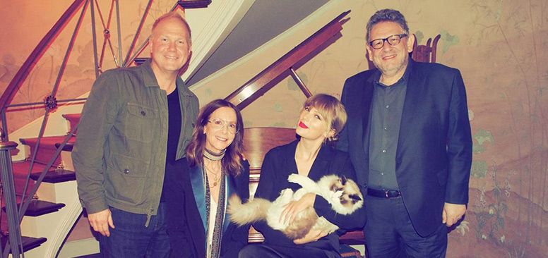 Taylor Swift signs exclusive global publishing agreement with Universal Music Publishing Group