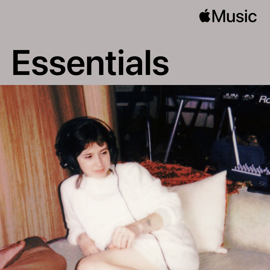 Clairo Essentials