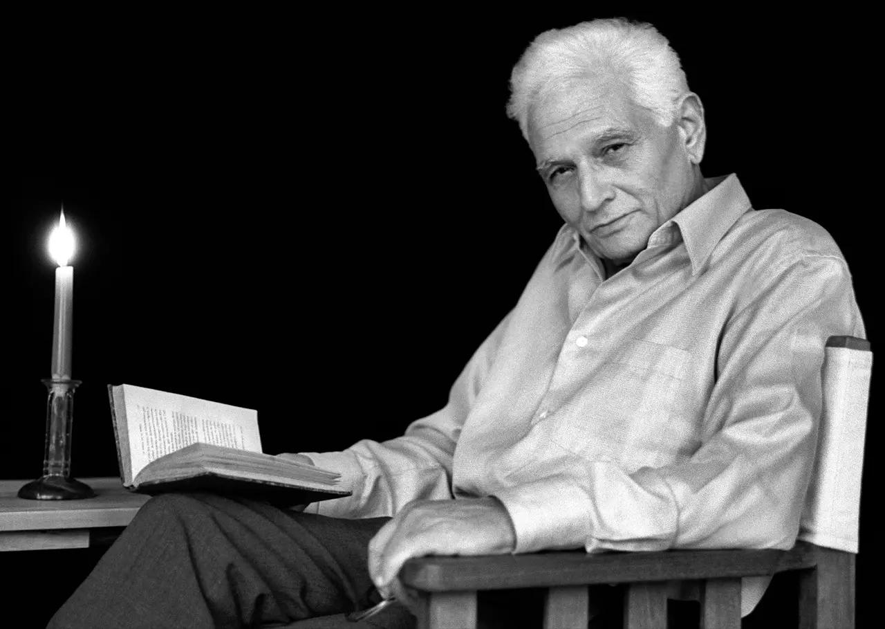 Achievements of Politics of Friendship: Derrida's Upcoming Community