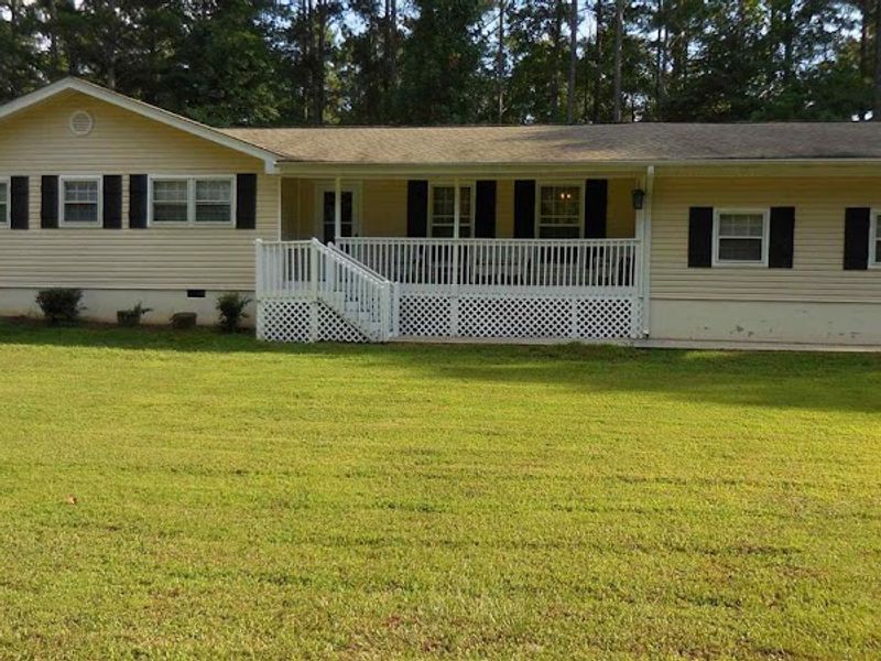 Karen West, Southern Homes & Land Realty