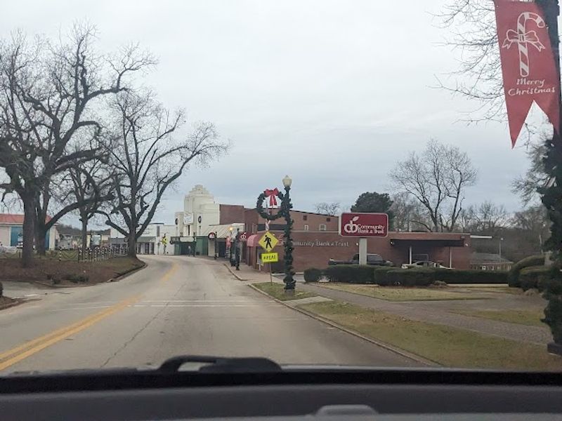 Community Bank & Trust