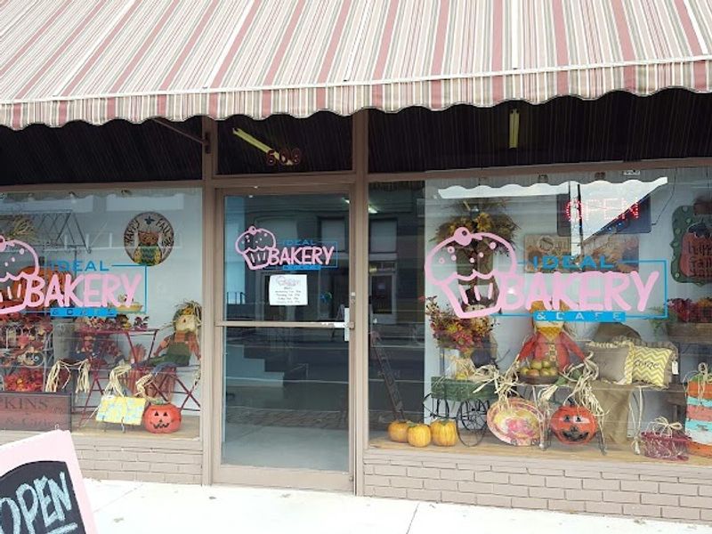 Ideal Bakery Sweets and Treats