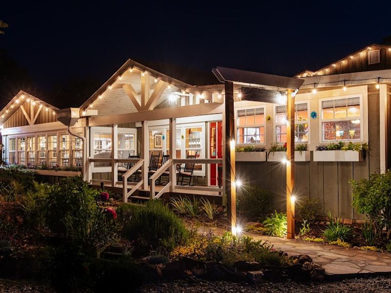 Mountain Laurel Creek Inn & Spa