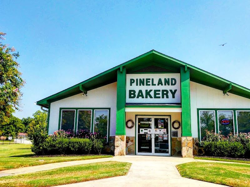 Pineland Bakery
