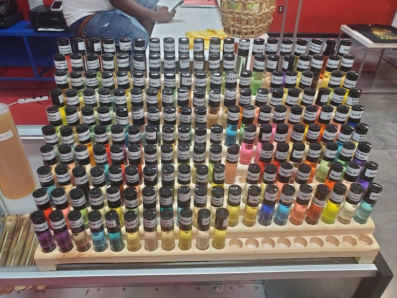Universal Market Unique Boutique