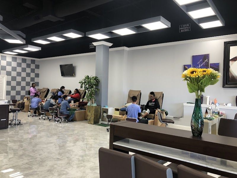 Allure Nail Spa at Hiram