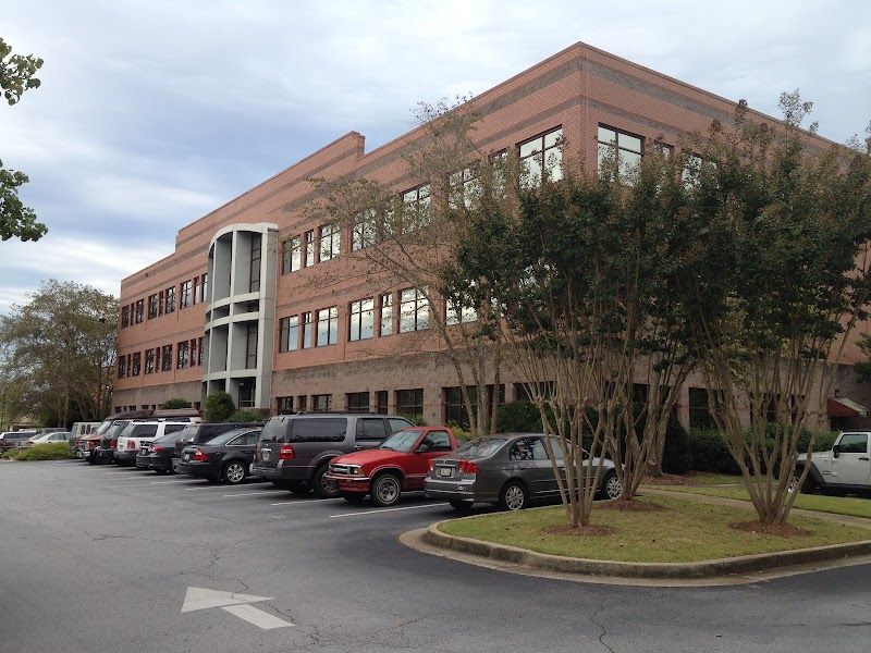 Dr. Lindsey B. Roenigk, MD