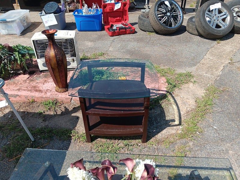 Second Time Around Resale Shop