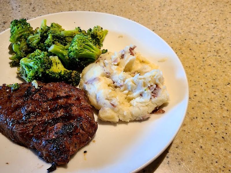 Applebee's Grill + Bar