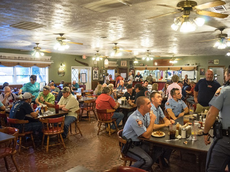 Hudson's Hickory House, LLC