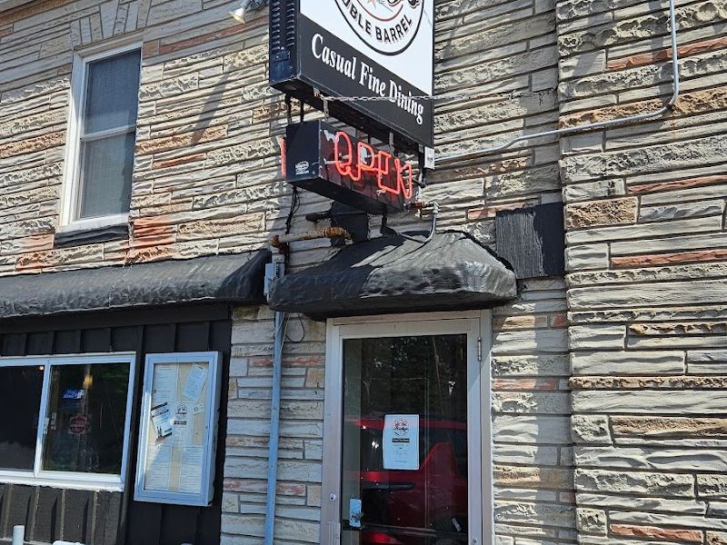 Ricky's Double Barrel Inn