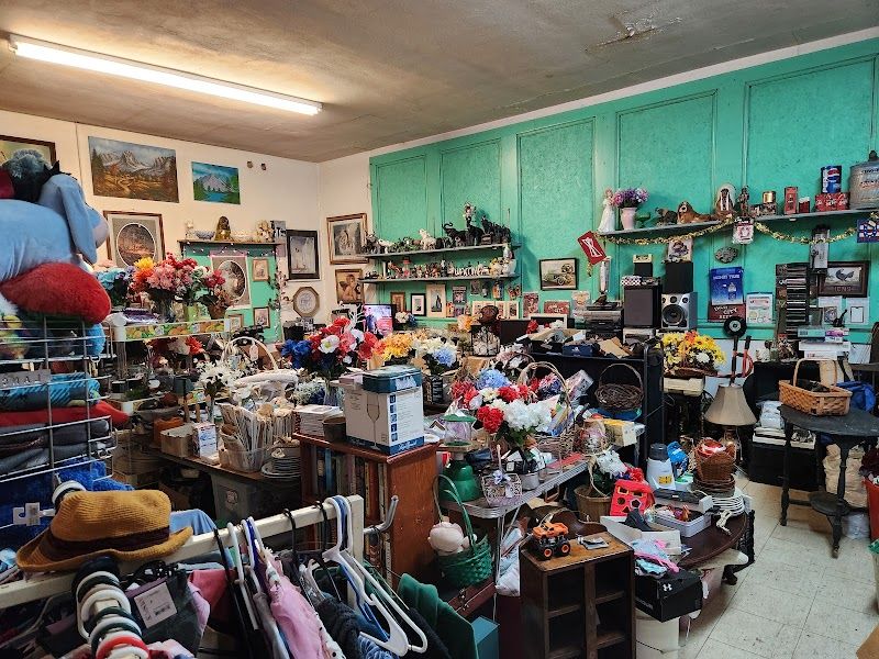 Benedict School Flea Market