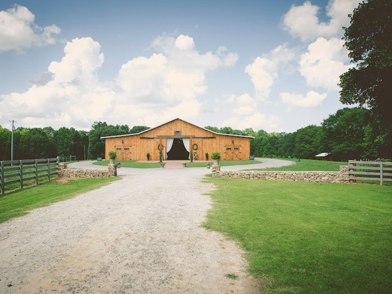 Venue 1074 (GA’s Premiere Wedding Venue Estate)