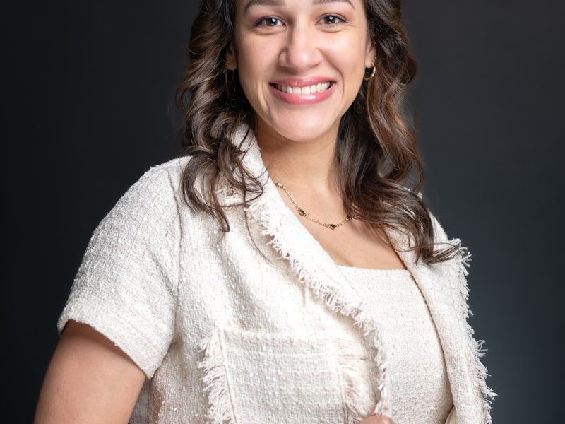 Maria Rios Agency- Country Financial Agent