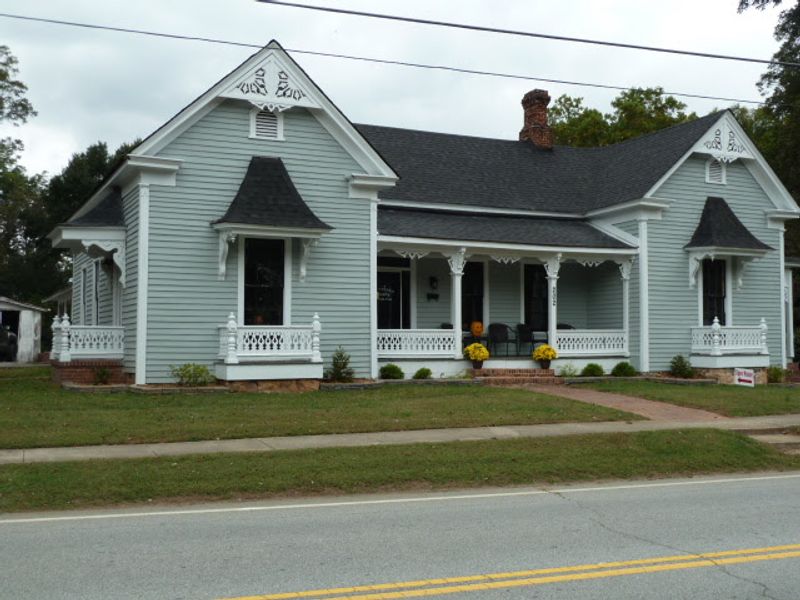 Hometown Realty