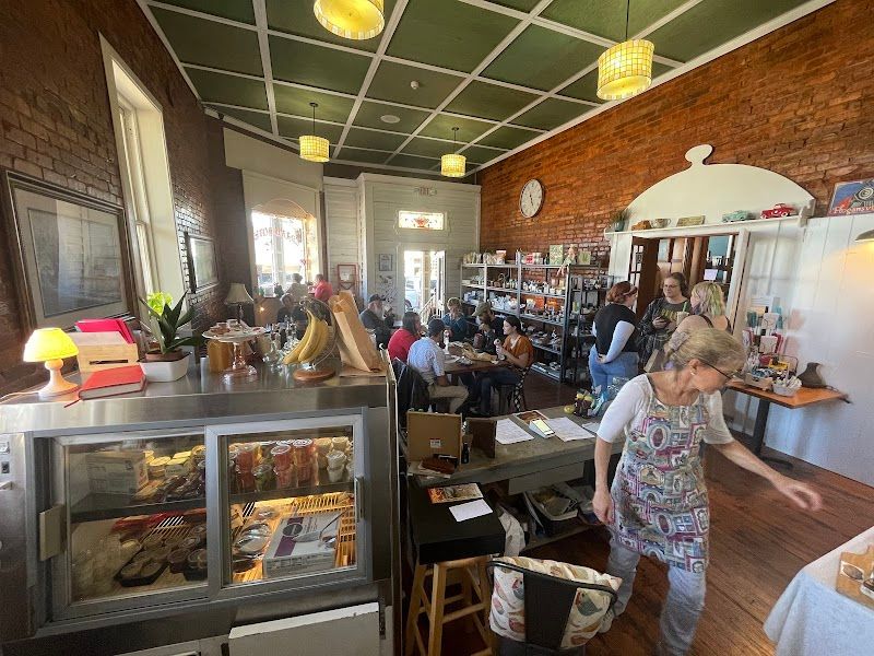 Grand Market & Cafe