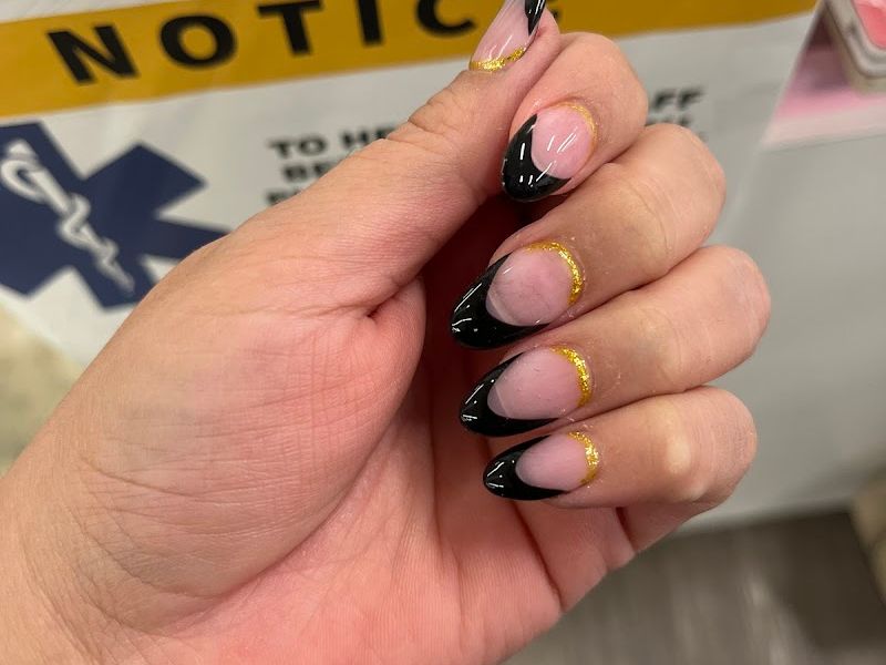 Regal Nails, Salon & Spa
