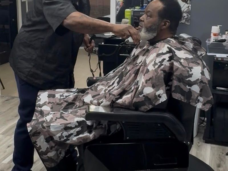 BARBERS R US II (BARBERSHOP & SALON)