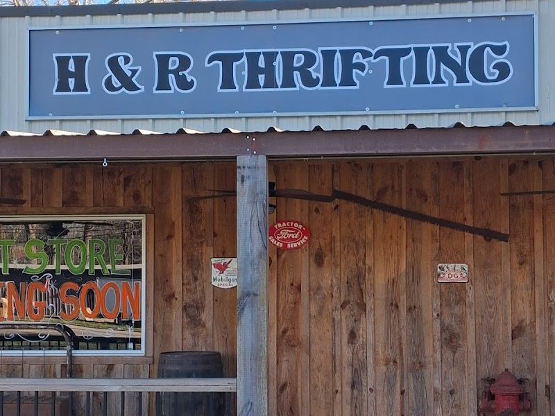 H & R Thrifting