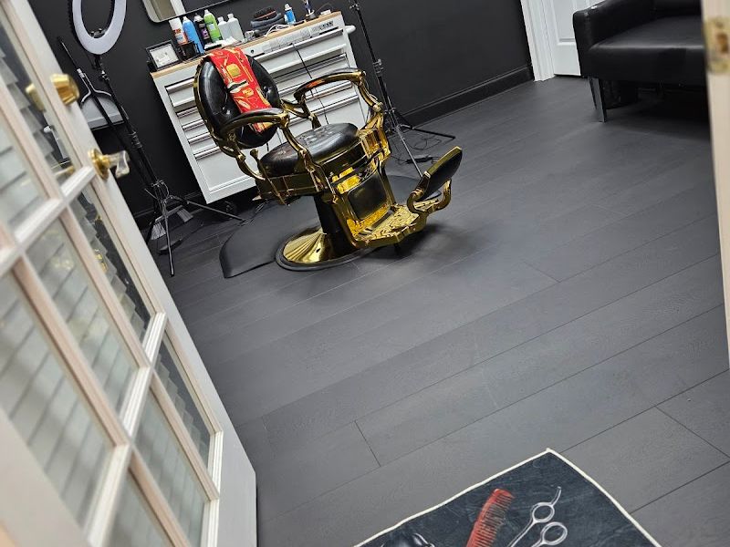 The Windy City Barber Lounge