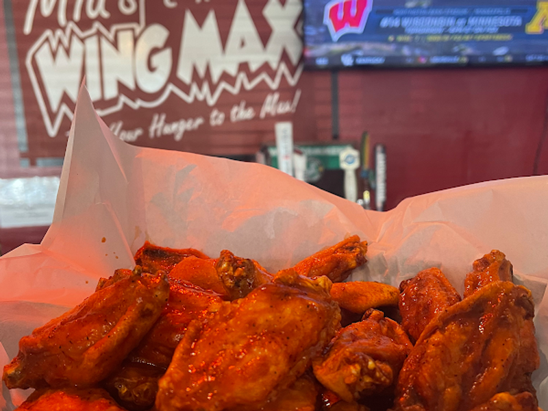 Cafe Wing Max