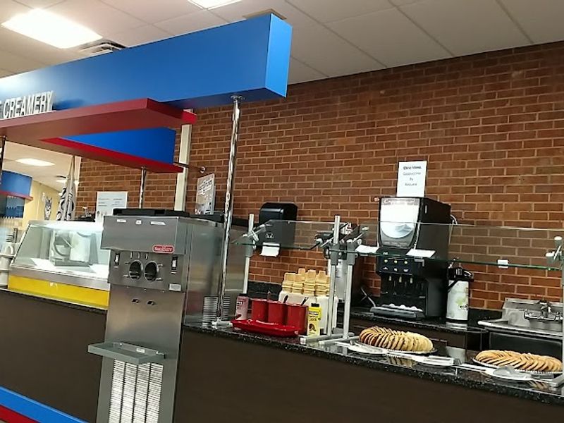 West Commons Dining Hall