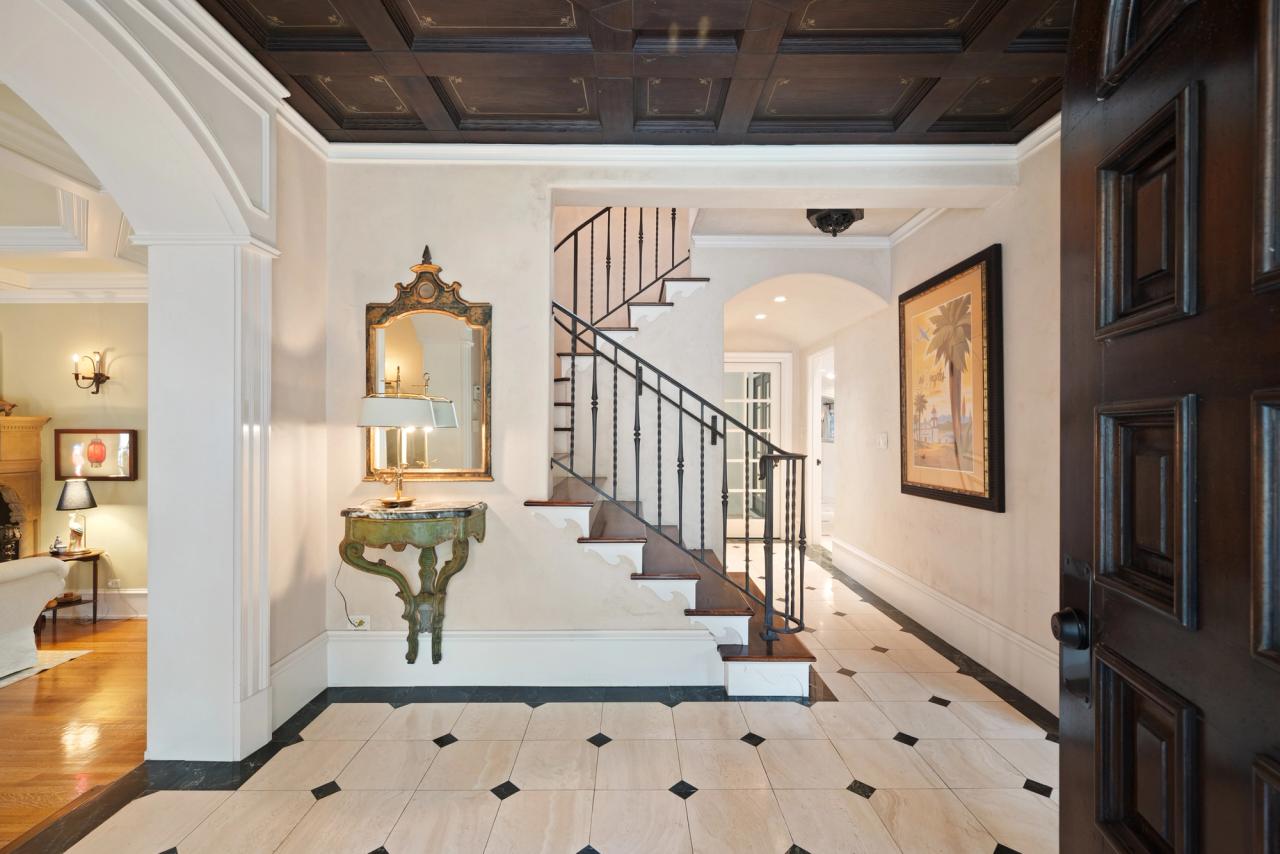 Entry hall and interior halls at 519 Meadow Grove