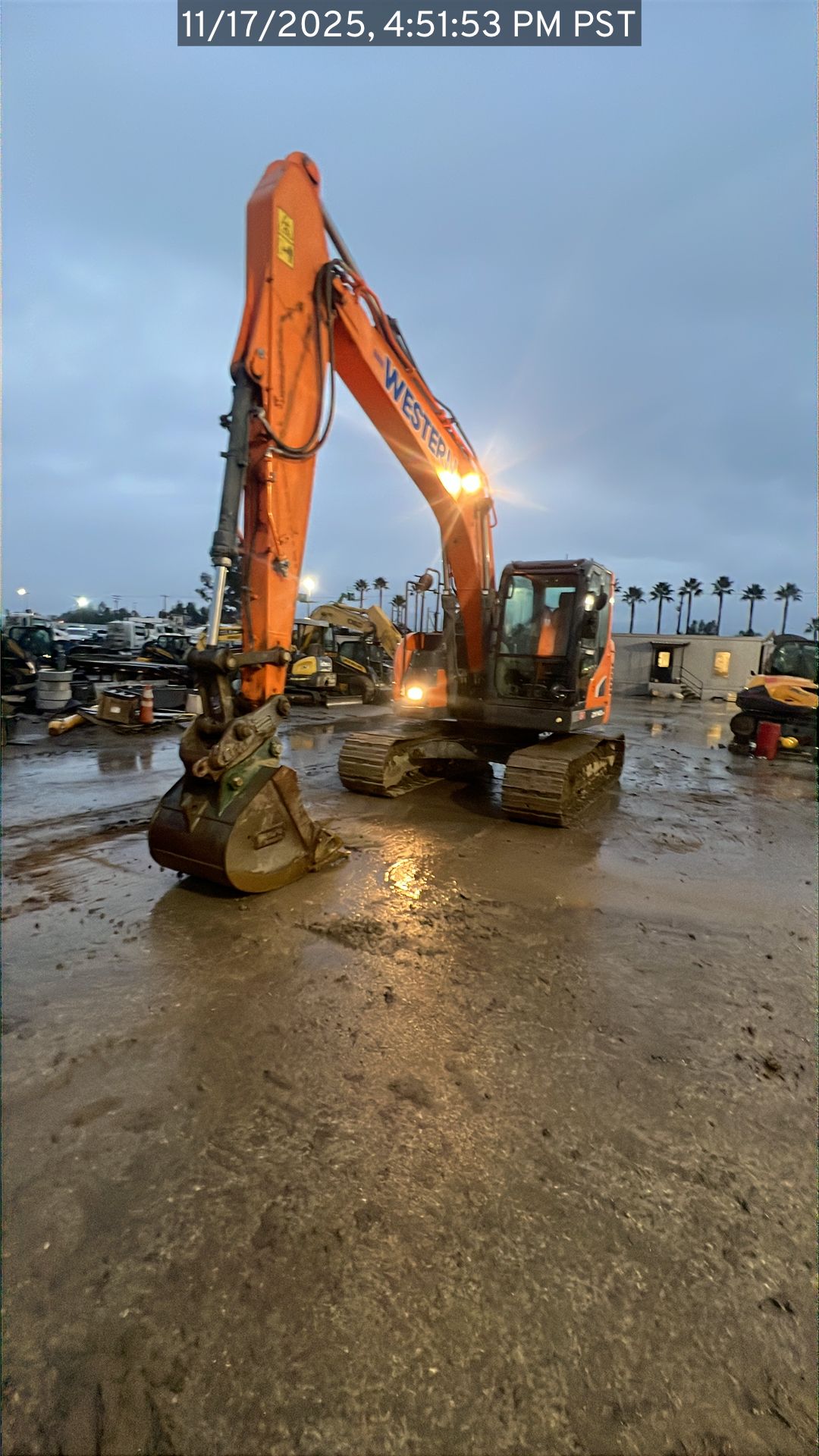2017 Doosan DX140 Lc W002720