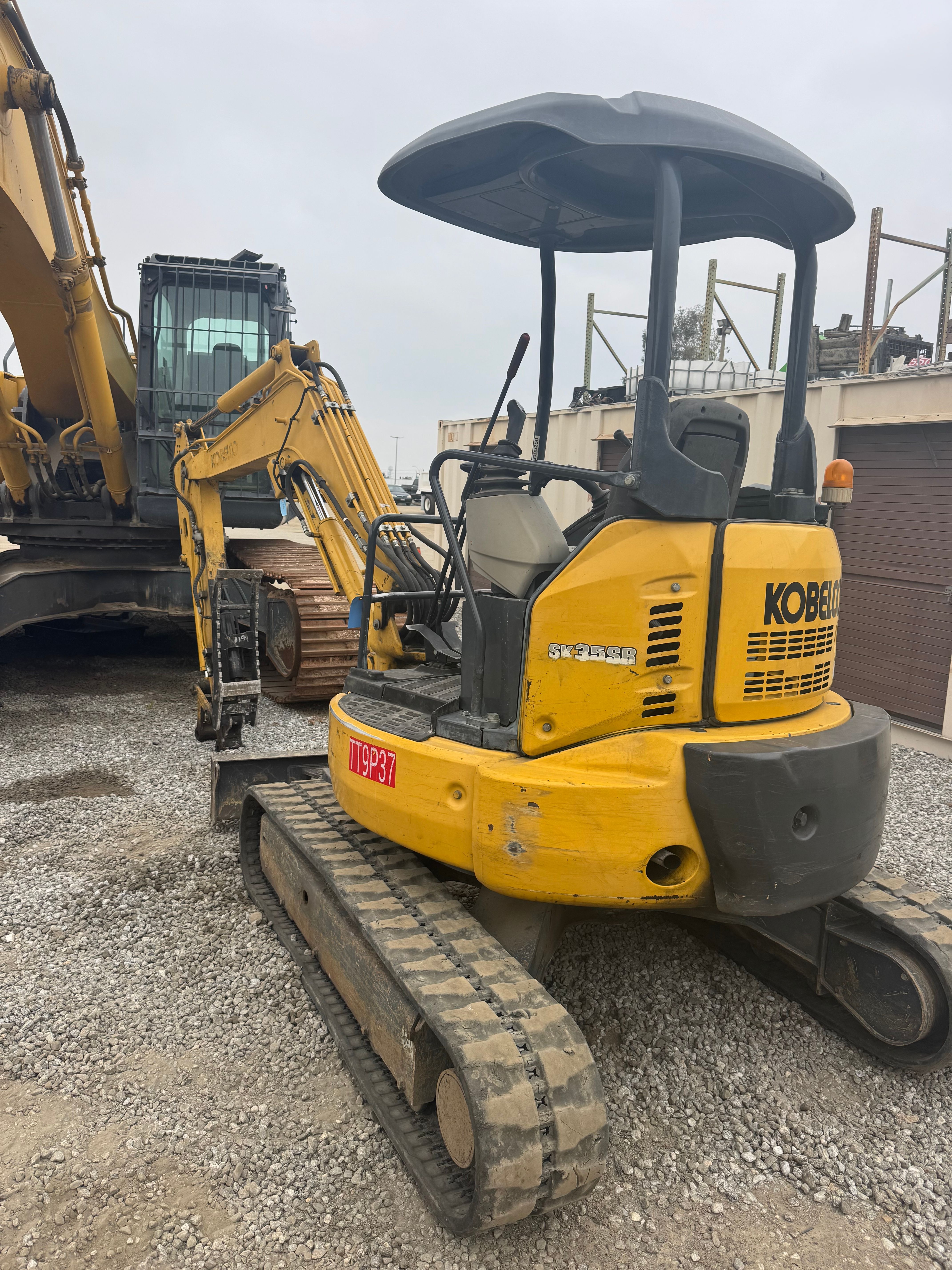 2017 Kobelco SK35SR Excavator - W003971