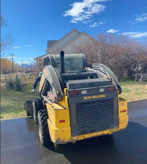 2022 New Holland L328 Skid Steer - S012103