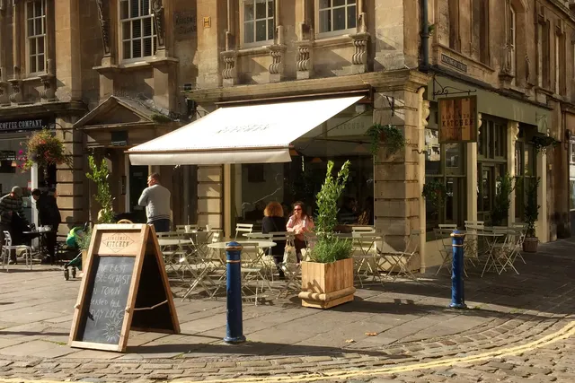 Alfresco dining at Kingsmead Kitchen in Bath