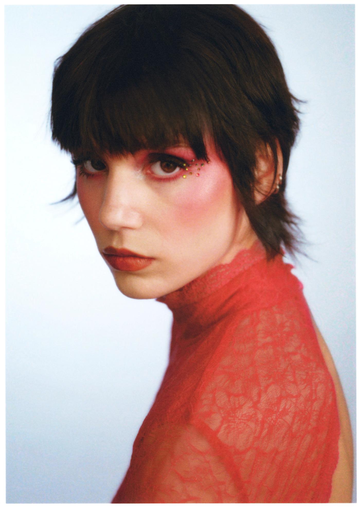 RED – image 1 of 11