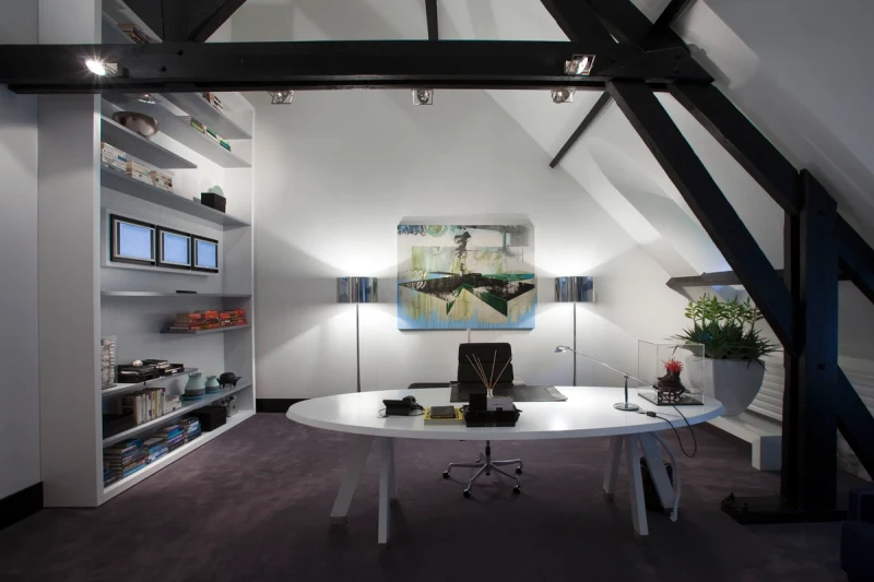 Black-beamed Office — image 1
