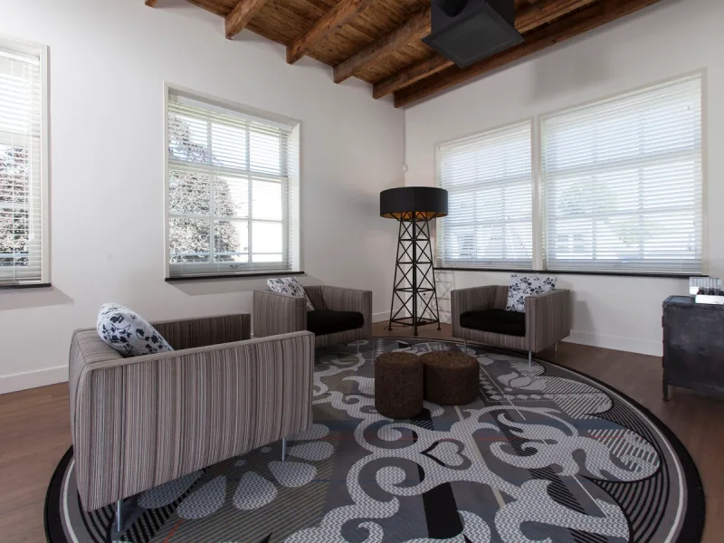 Loft office — image 3