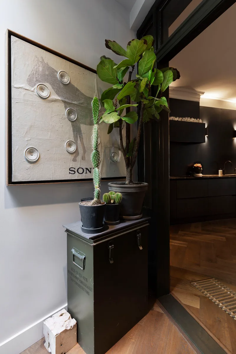 Upper East Amsterdam — image 14