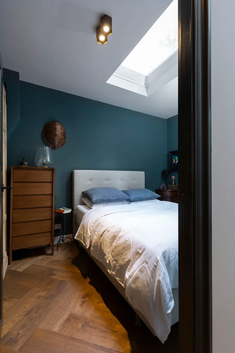 Upper East Amsterdam — image 17