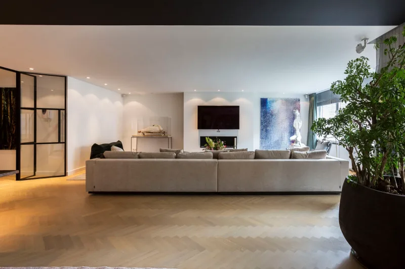 Art Apartment — image 12