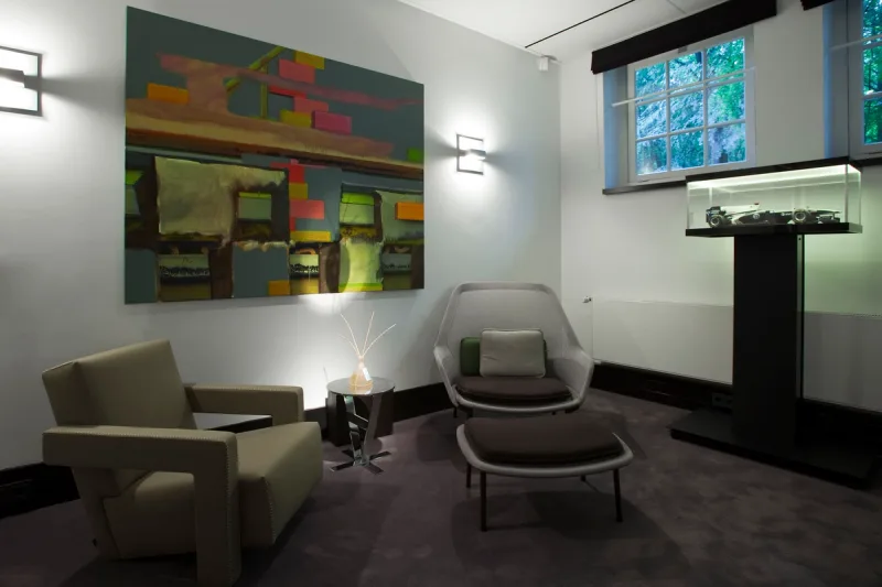 Black-beamed Office — image 20