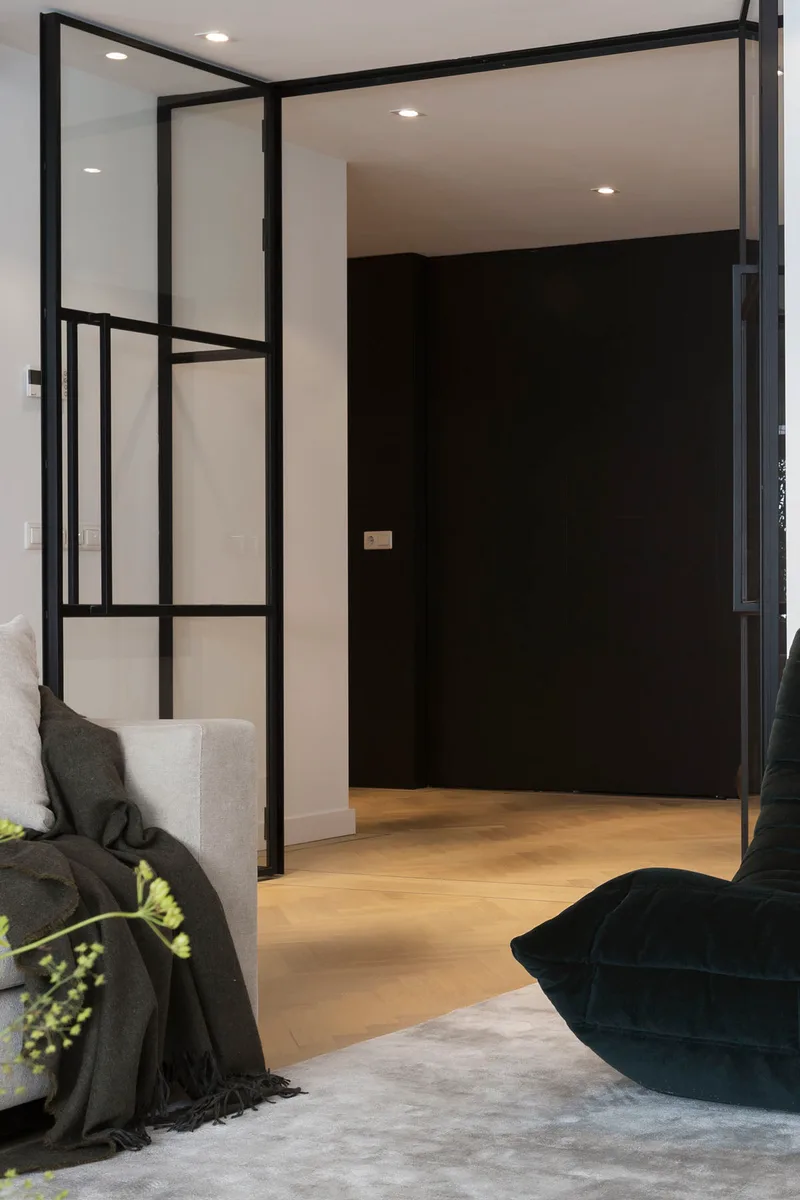 Art Apartment — image 27