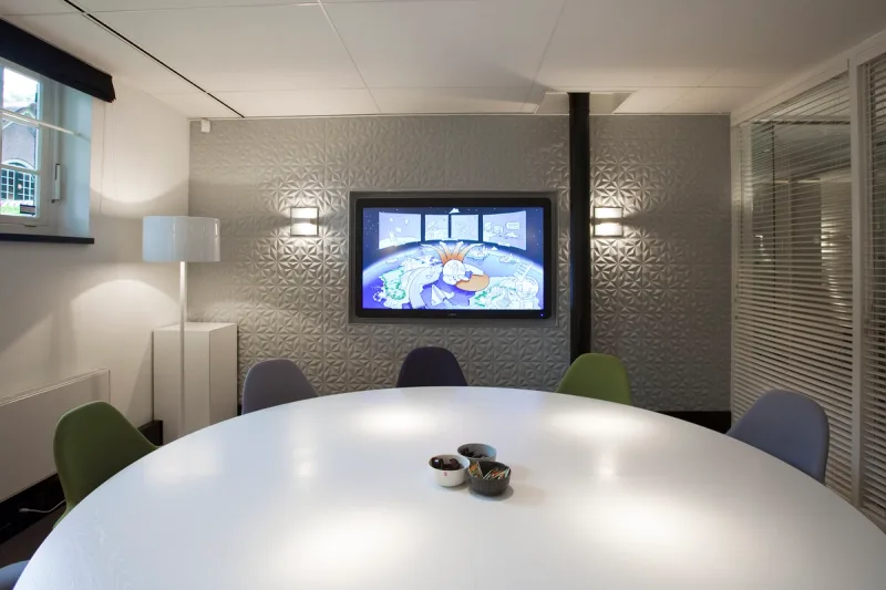 Black-beamed Office — image 18