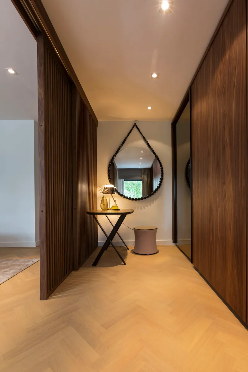 Art Apartment — image 35