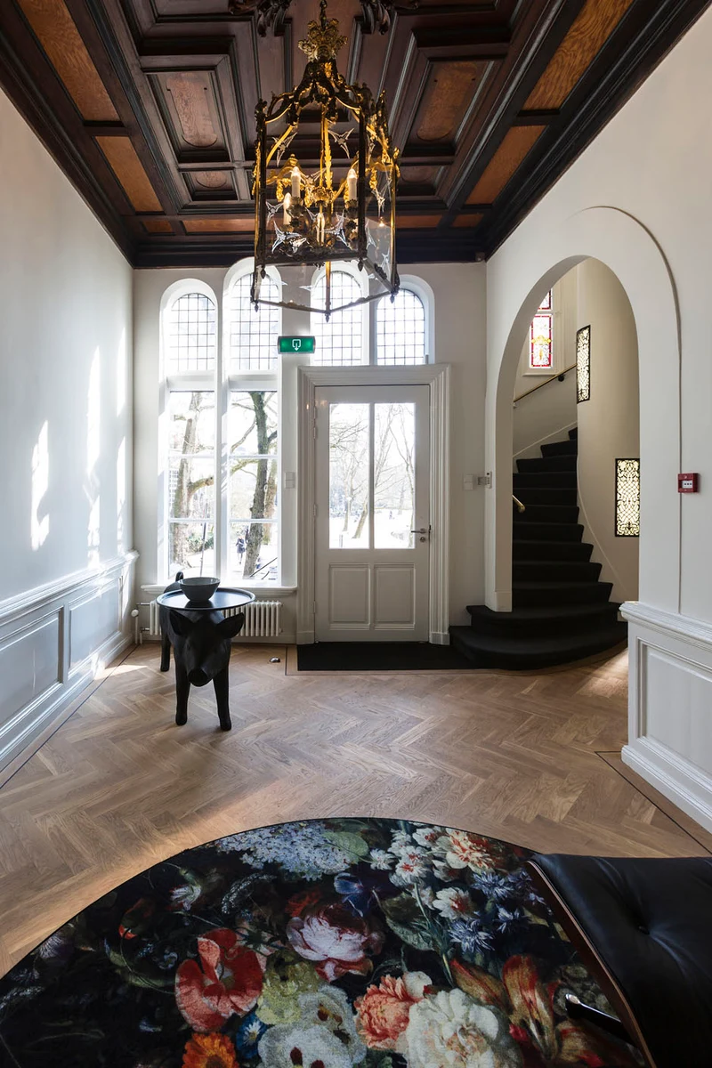 Boutique Office — image 1