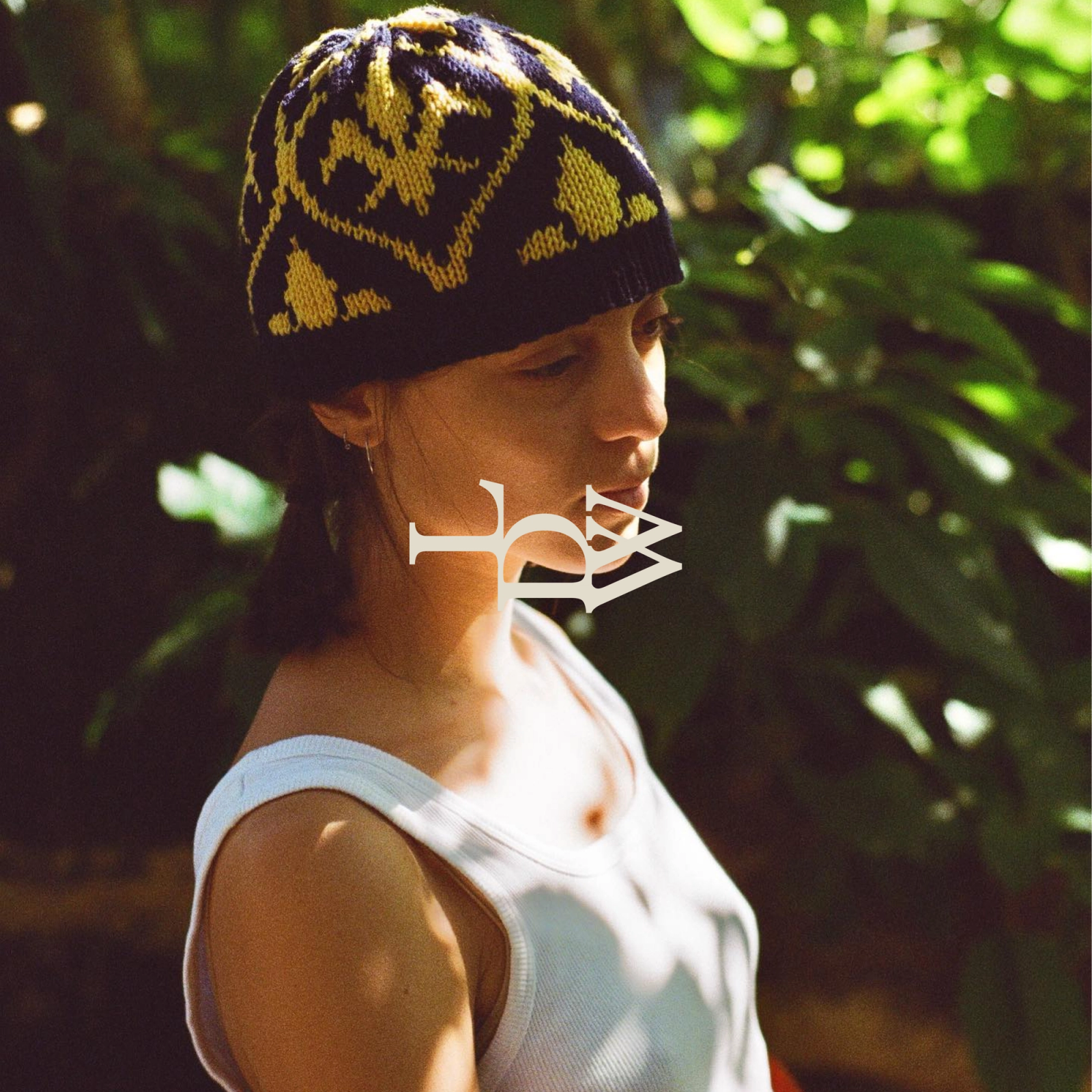 girl with hat