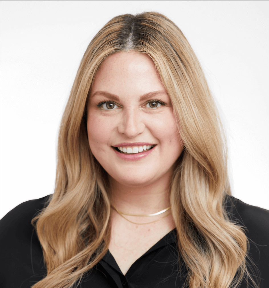 Theresa Mc Addle headshot