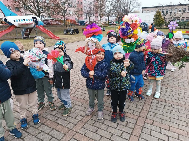 Dzieci podczas zabawy