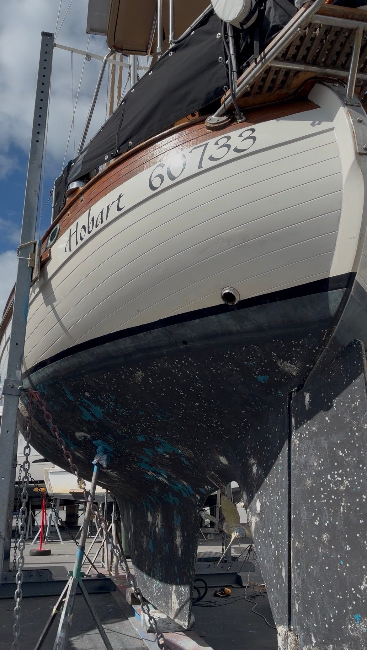 Hans Christian 43 'Salote'